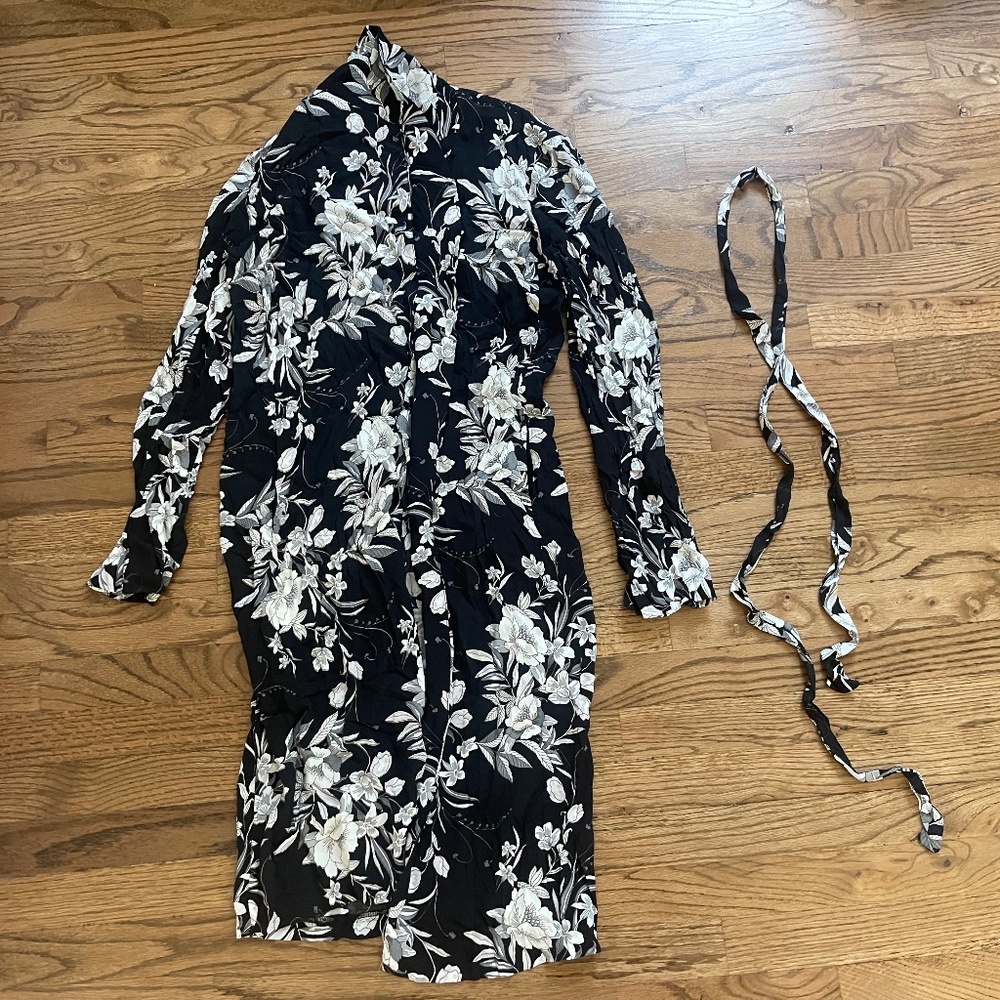 Silence & Noise Floral Duster